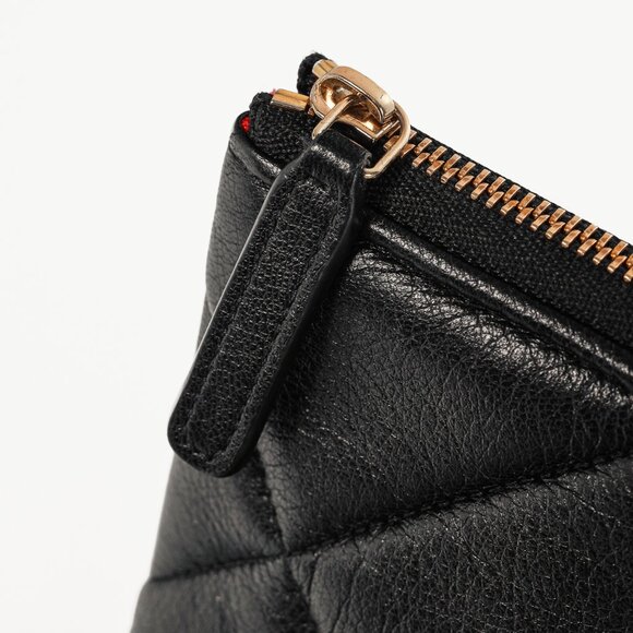 Chanel Black 19 Model Lambskin Quilted Medium O-Case - Picture 7 of 11